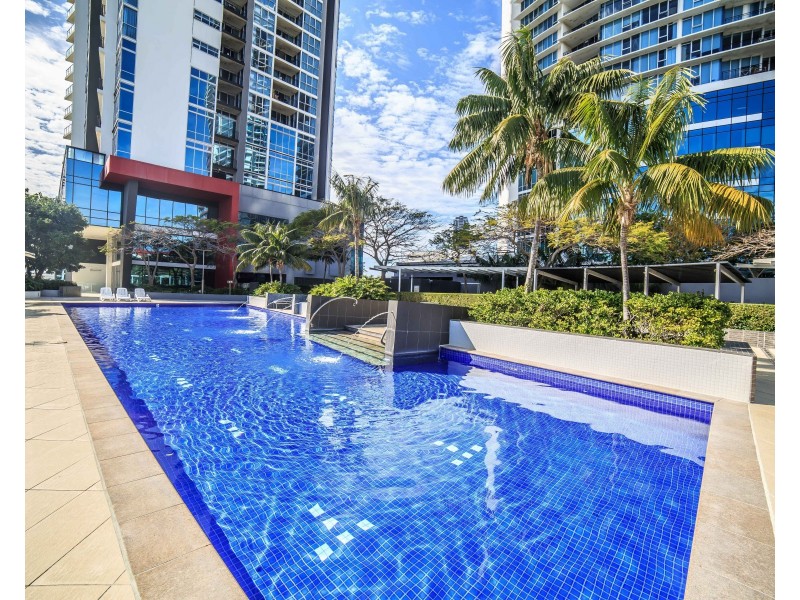 1142/56 Scarborough Street, Southport QLD 4215