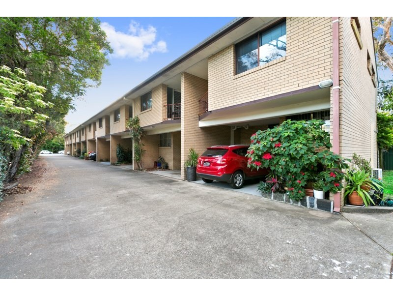 11/9 Proud Street, Labrador QLD 4215