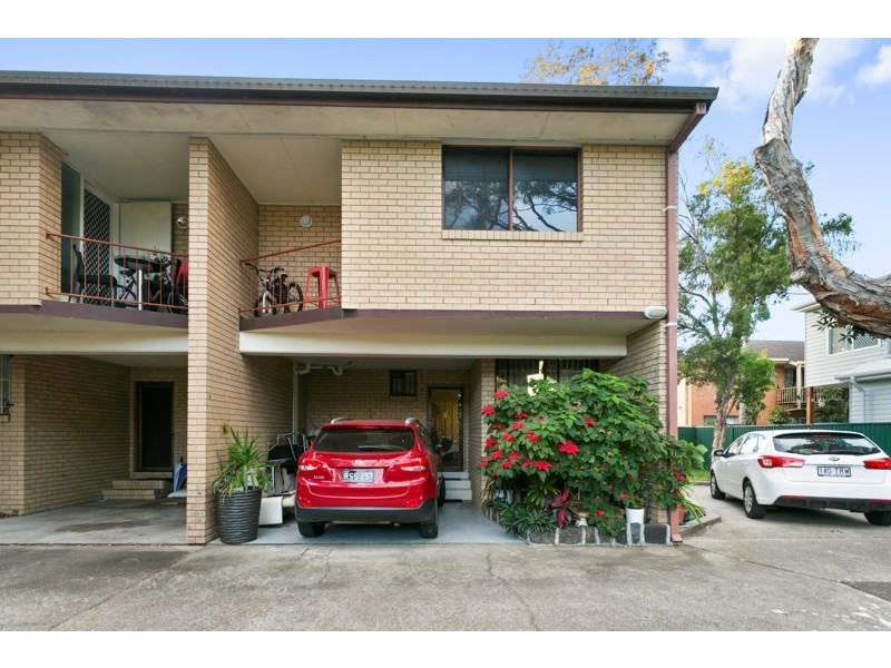 11/9 Proud Street, Labrador QLD 4215