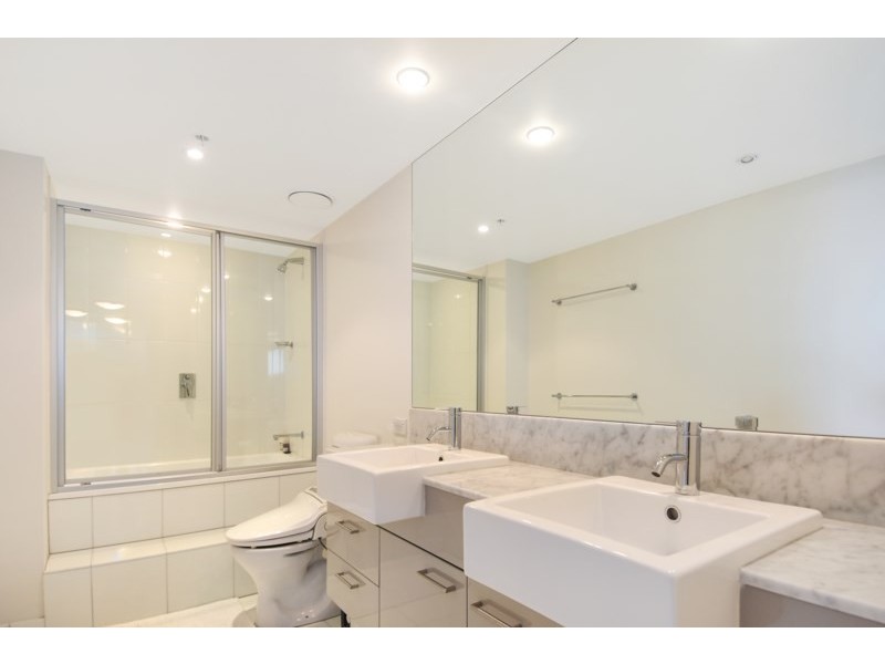 1295/56 Scarborough Street, Southport QLD 4215