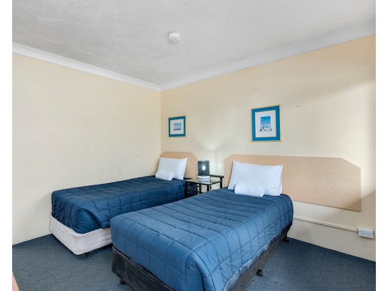 105/132 Marine Parade, Southport QLD 4215