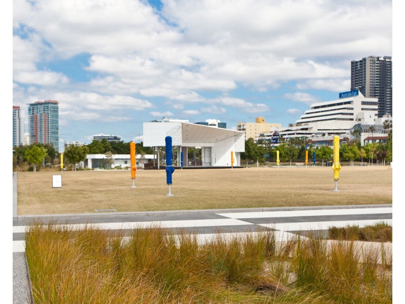 105/132 Marine Parade, Southport QLD 4215