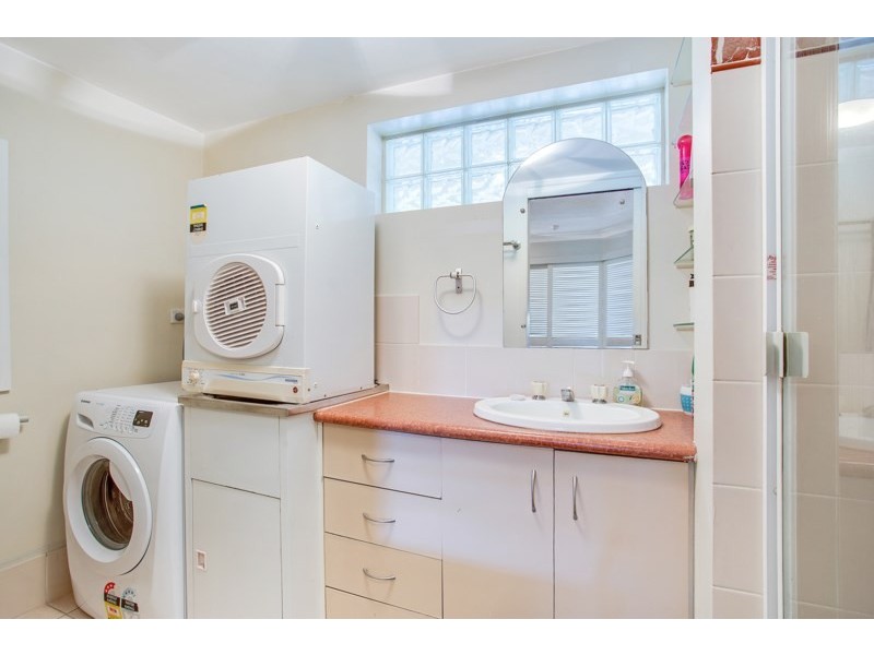 19/106 Marine Parade, Southport QLD 4215