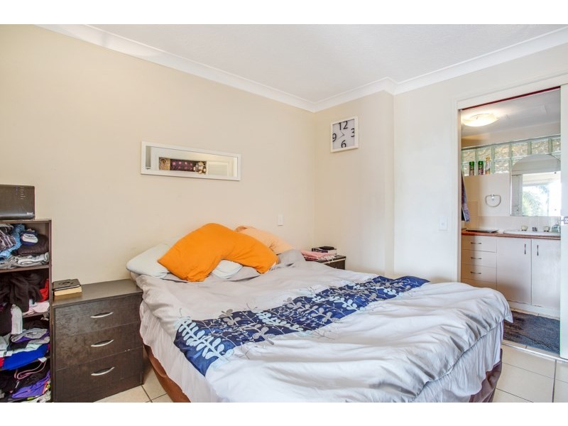 19/106 Marine Parade, Southport QLD 4215