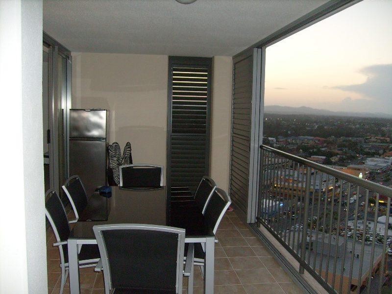 160-105 Nexus Towers-Scarborough Street, Southport QLD 4215