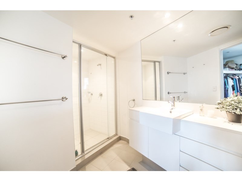 22607/5 Lawson Street, Southport QLD 4215