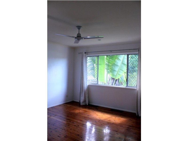 6 Melinda Street, Southport QLD 4215