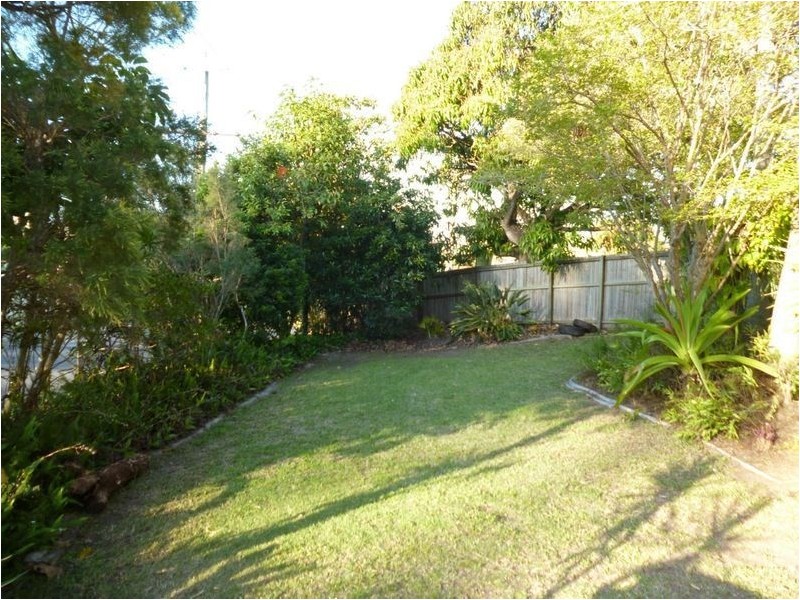 6 Melinda Street, Southport QLD 4215