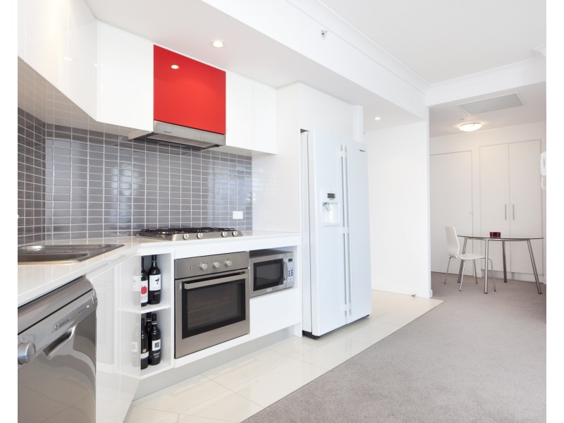 22309/5 Lawson Street, Southport QLD 4215