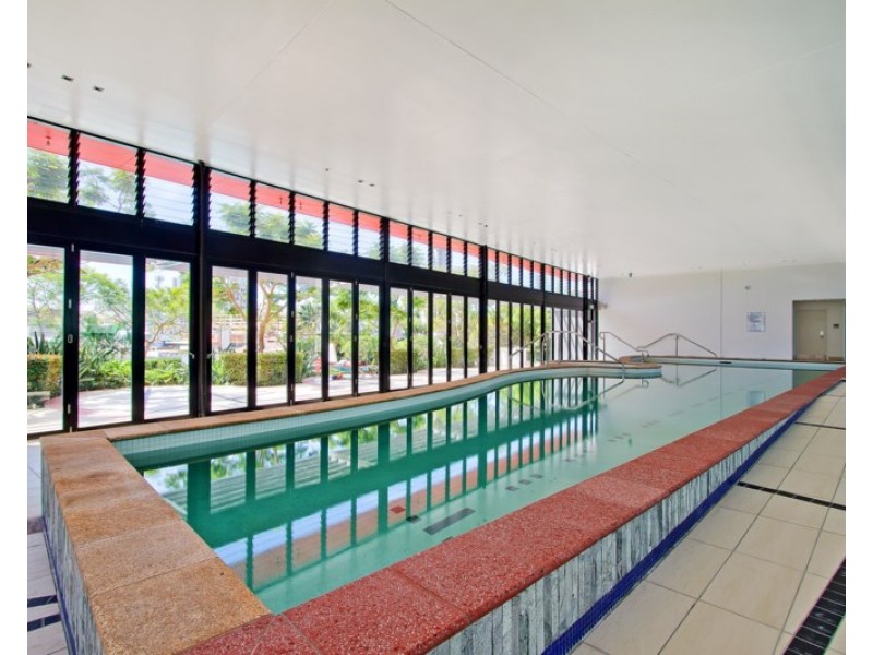 1358/56 Scarborough Street, Southport QLD 4215