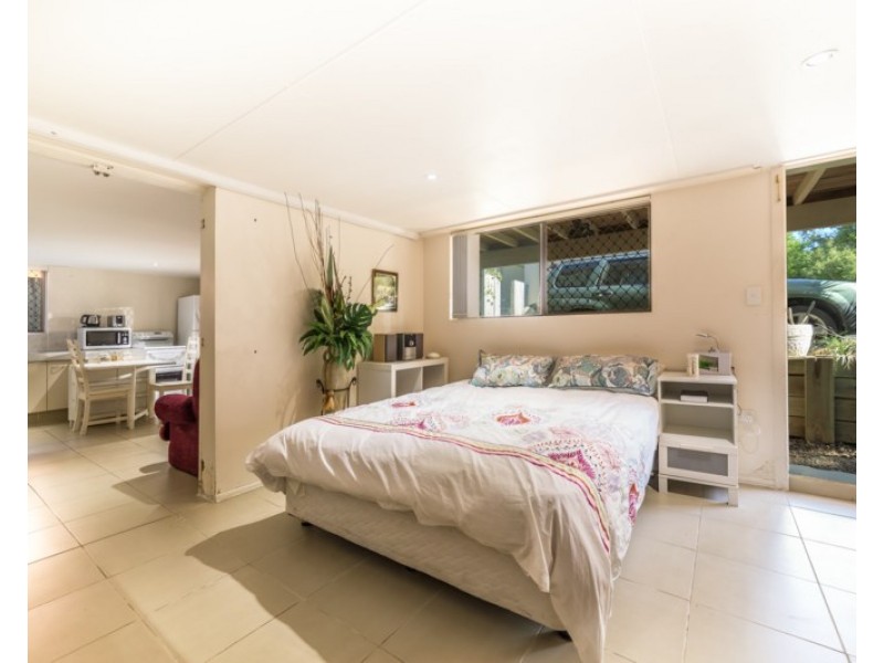 1/21 Harley Street, Labrador QLD 4215