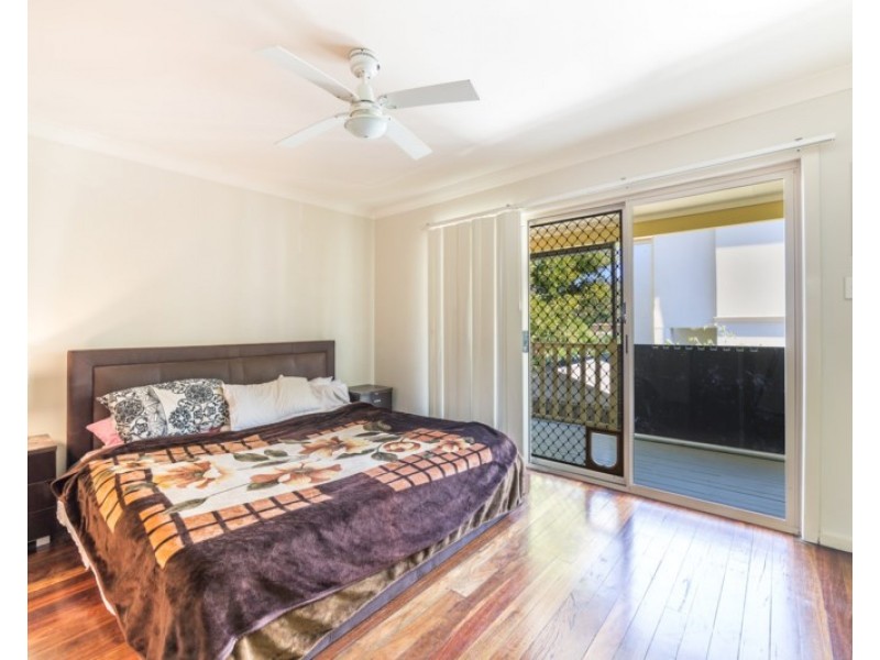 1/21 Harley Street, Labrador QLD 4215