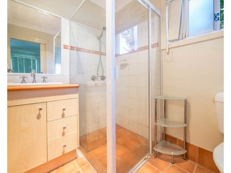 1/21 Harley Street, Labrador QLD 4215