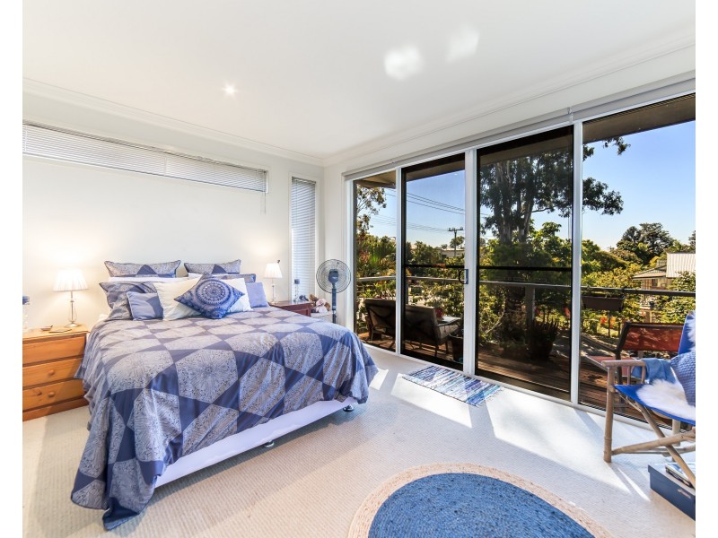 1/38 Government Road, Labrador QLD 4215