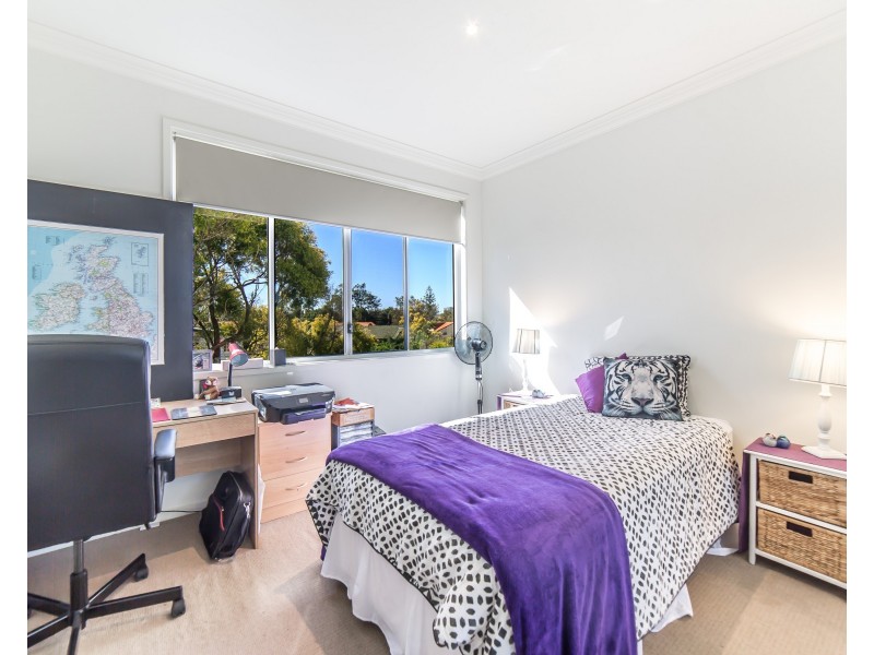 1/38 Government Road, Labrador QLD 4215