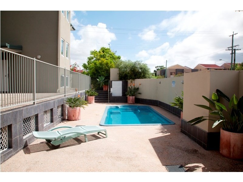 9/18 Rose Street, Southport QLD 4215