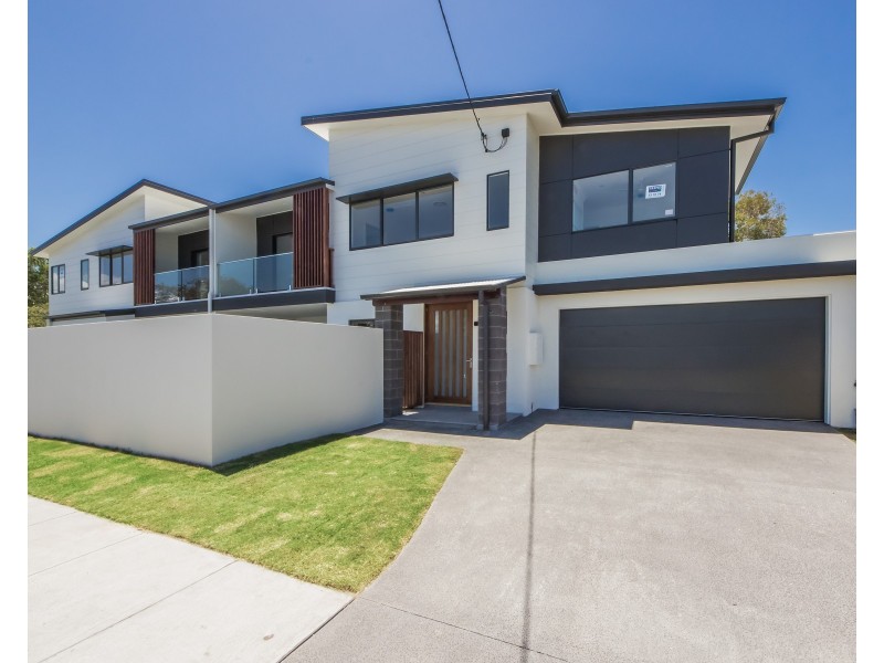 1+2/24 Barnard Street, Biggera Waters QLD 4216