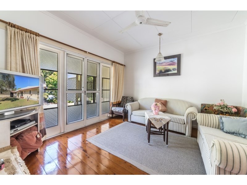 31 Walton Street, Southport QLD 4215