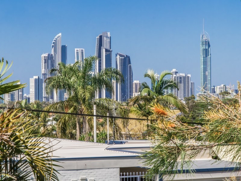 17 Clare Street, Southport QLD 4215