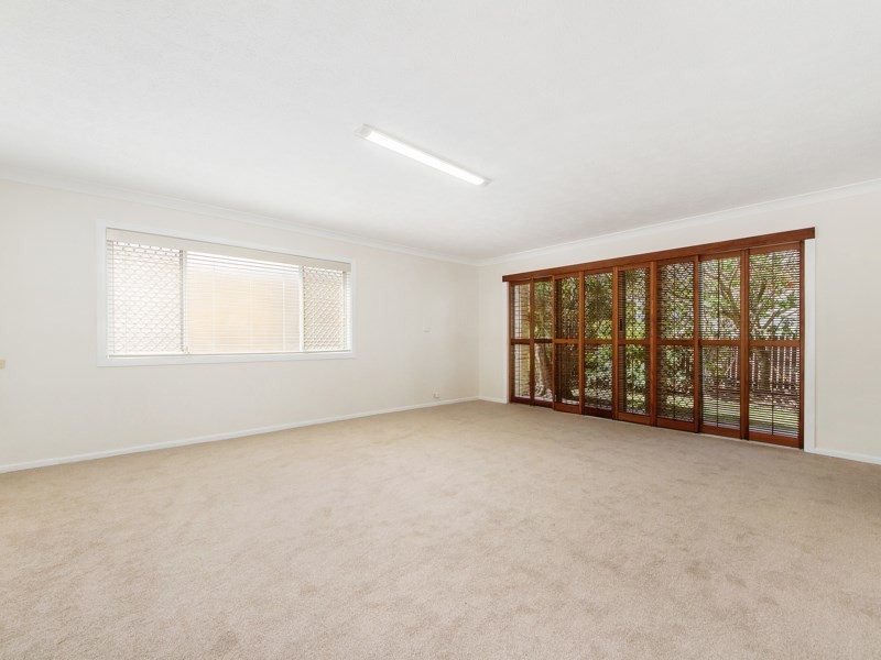 17 Clare Street, Southport QLD 4215