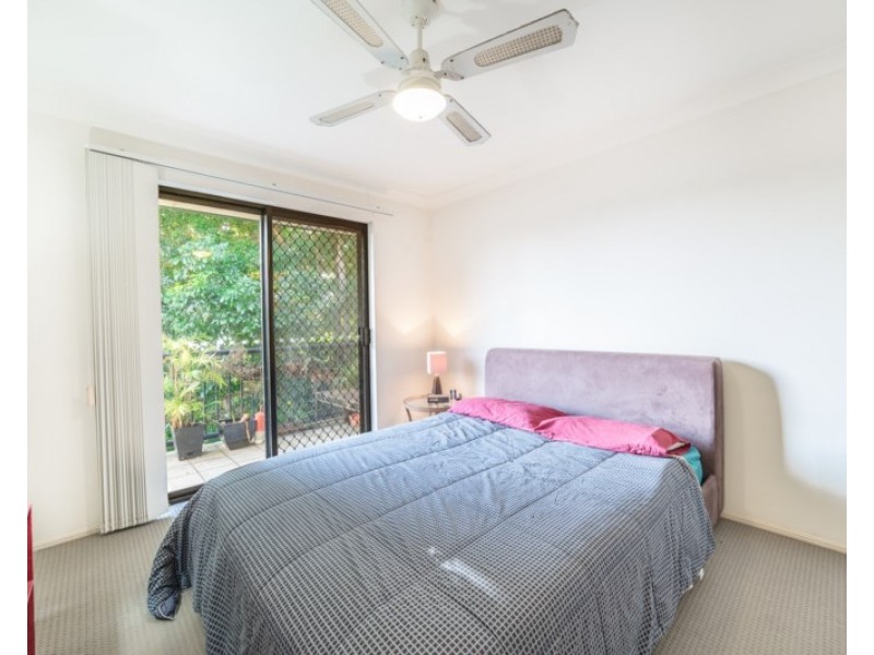9/19-21 Lloyd Street, Southport QLD 4215