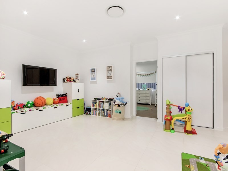 31 Northern Skies Terrace, Maudsland QLD 4210