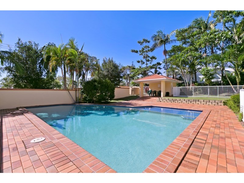 27/16 Sykes Court, Southport QLD 4215