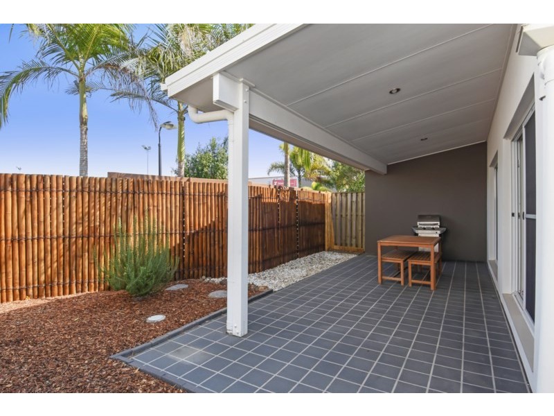 5 Valencia Boulevard, Burleigh Waters QLD 4220