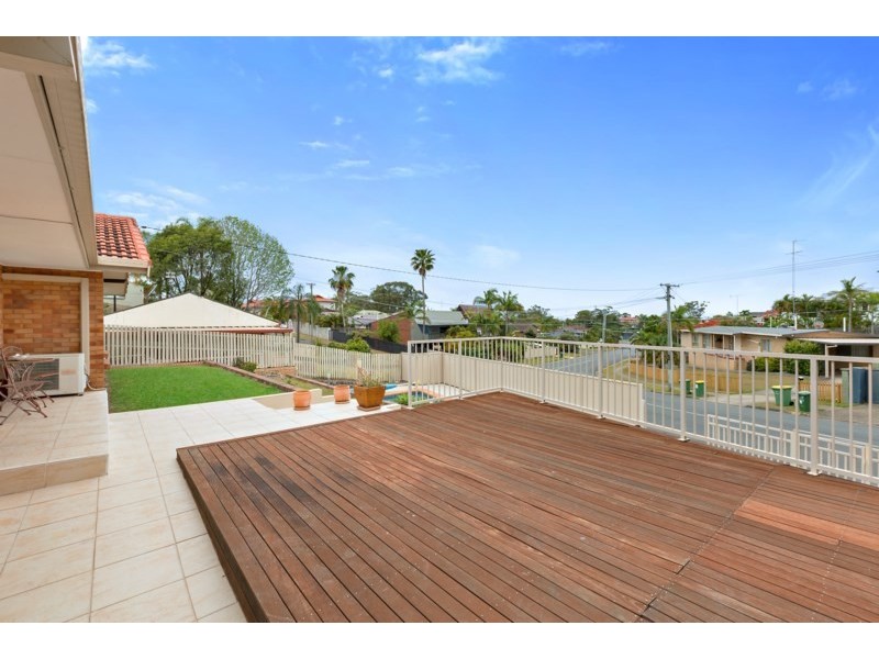 21 Loweana Street, Southport QLD 4215