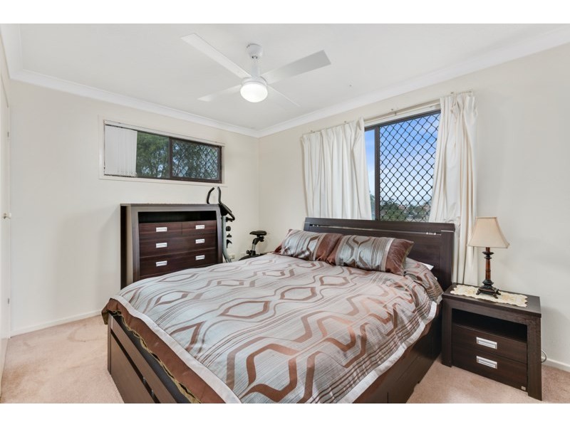 21 Loweana Street, Southport QLD 4215