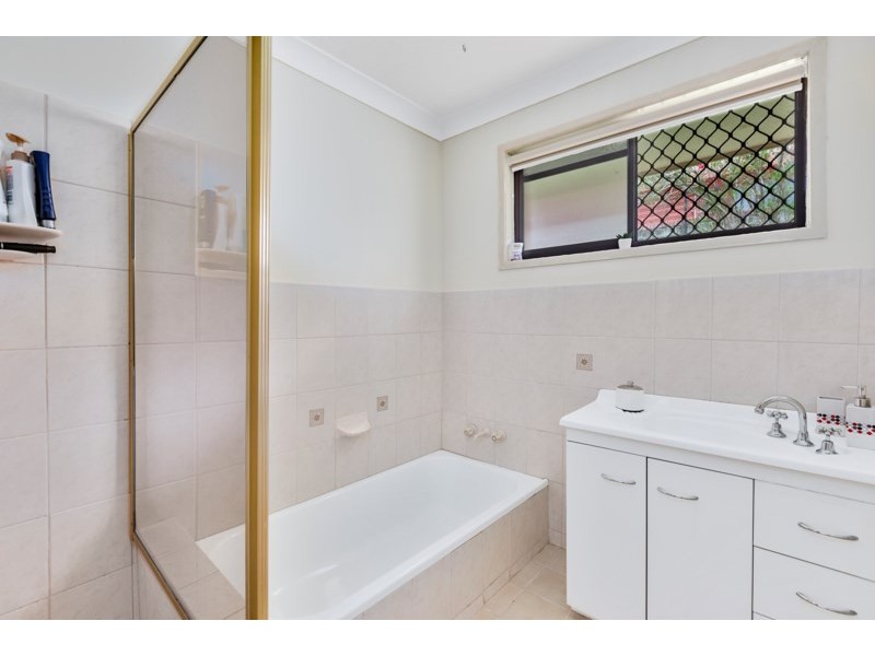 21 Loweana Street, Southport QLD 4215