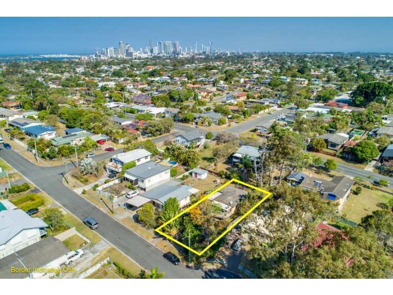 20 Schneider Avenue, Labrador QLD 4215