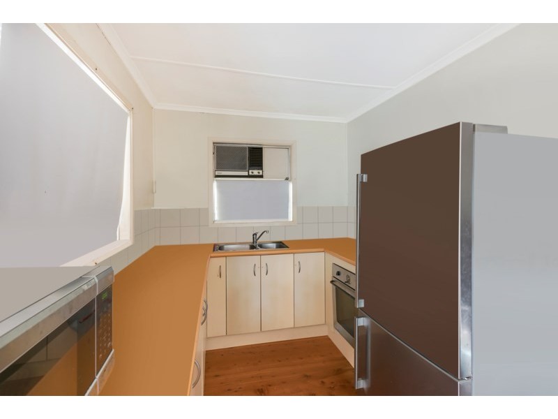 20 Schneider Avenue, Labrador QLD 4215