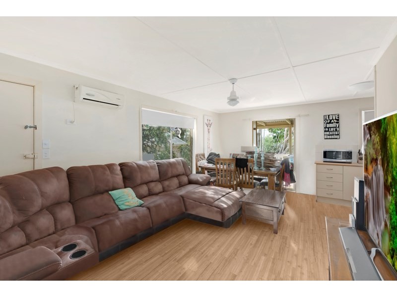 20 Schneider Avenue, Labrador QLD 4215