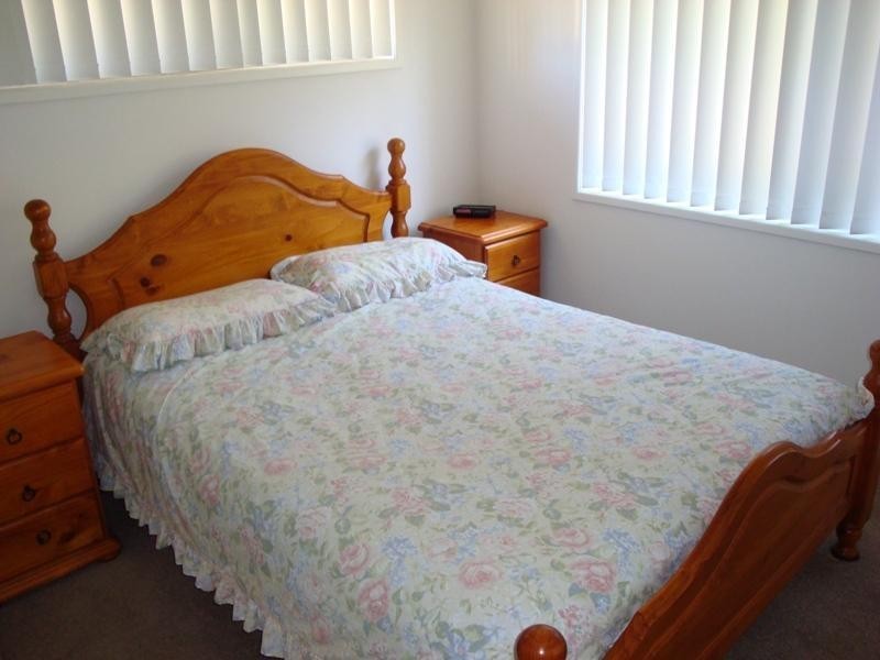 3/4 Broadview Park-Broad Street, Labrador QLD 4215