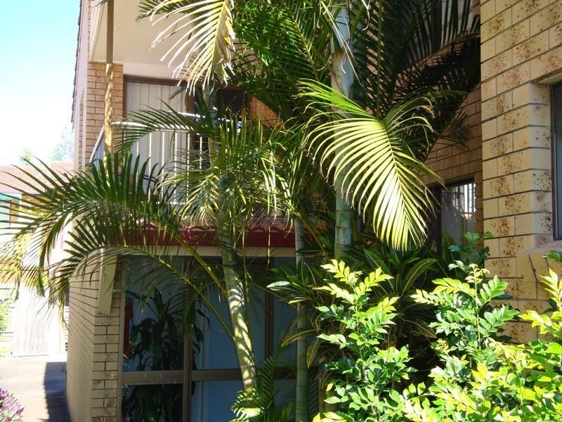 3/4 Broadview Park-Broad Street, Labrador QLD 4215