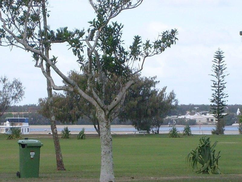 8 Mariners Haven. 144 Marine Parade, Southport QLD 4215