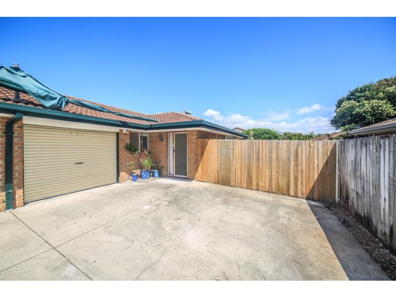 2/14 Freeman Street, Labrador QLD 4215
