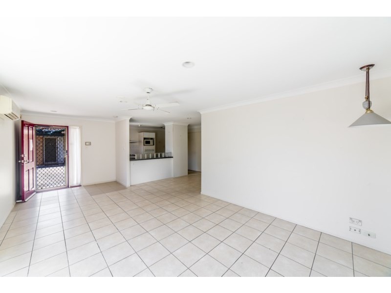2/14 Freeman Street, Labrador QLD 4215