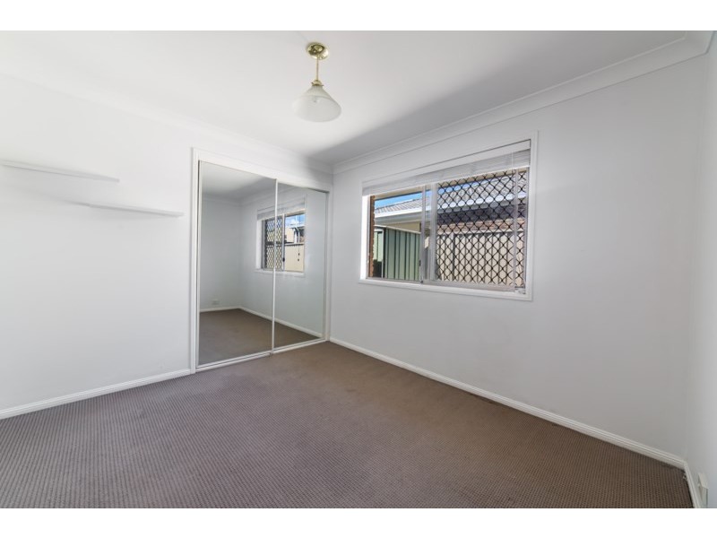 2/14 Freeman Street, Labrador QLD 4215