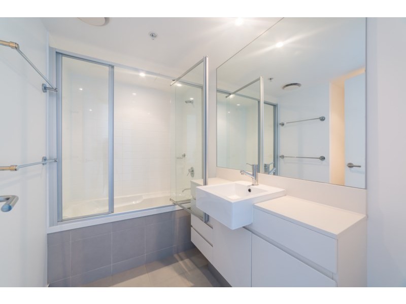 21609/5 Lawson Street, Southport QLD 4215