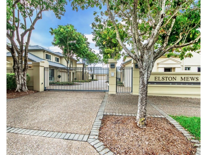 4/23-25 Bauer Street, Southport QLD 4215