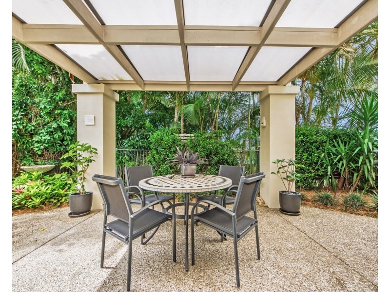 4/23-25 Bauer Street, Southport QLD 4215