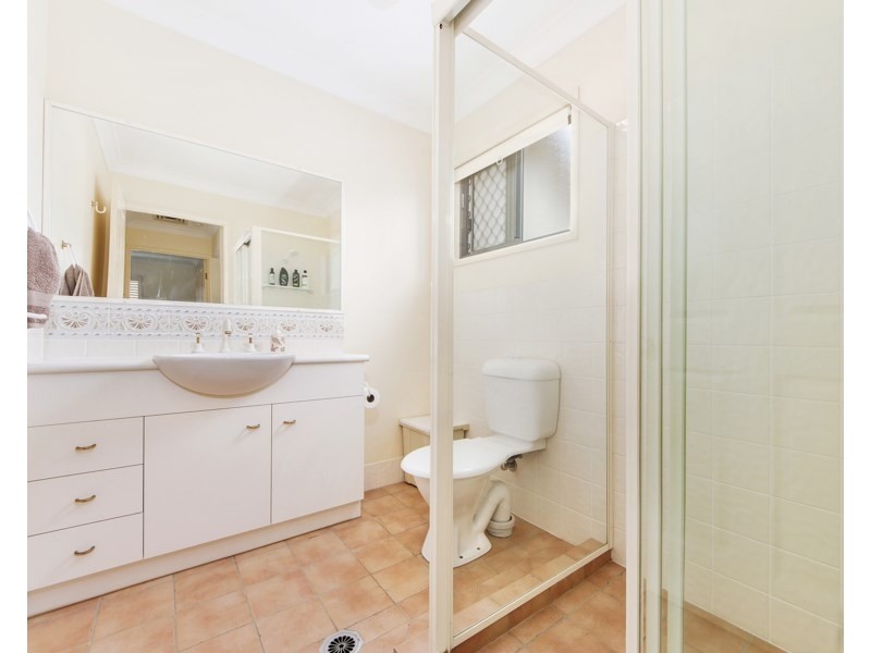 4/23-25 Bauer Street, Southport QLD 4215