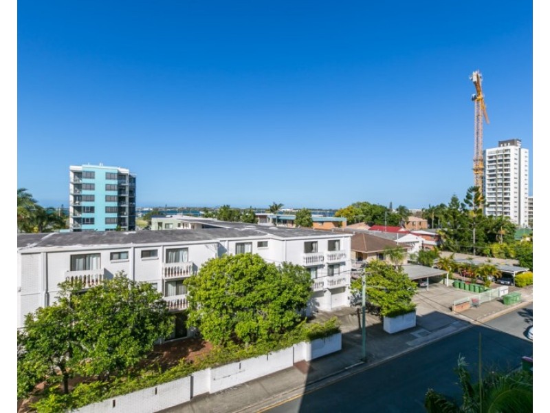 8/14-16 Little Norman Street, Southport QLD 4215