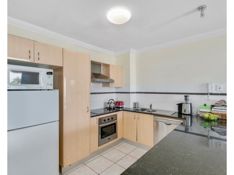 8/14-16 Little Norman Street, Southport QLD 4215