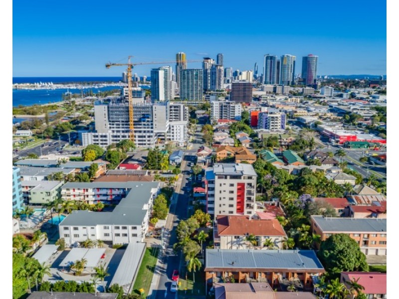 8/14-16 Little Norman Street, Southport QLD 4215