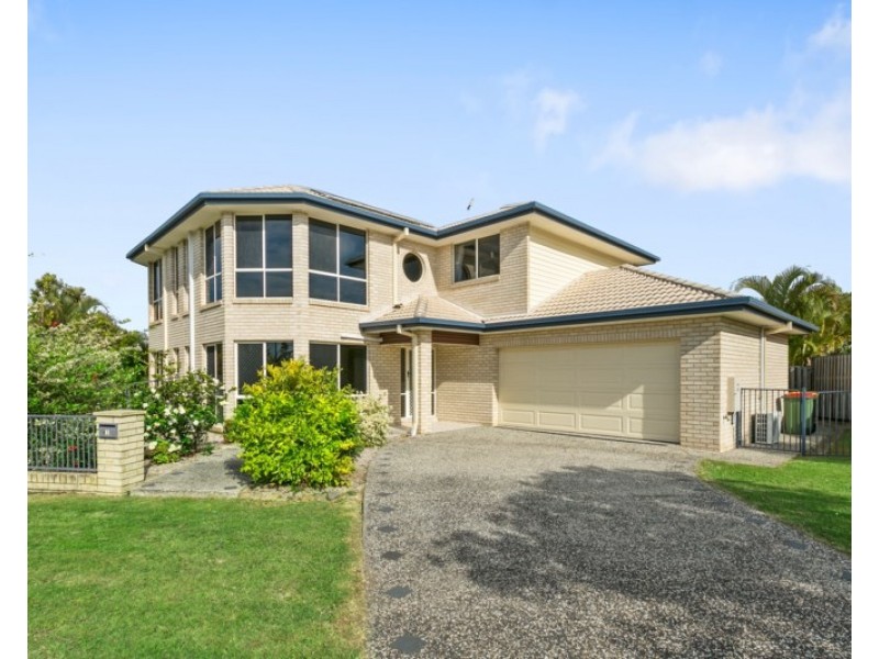 1 Moyenne Crescent, Varsity Lakes QLD 4227