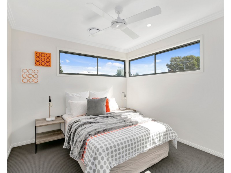 1-3/111 Falconer Street, Southport QLD 4215