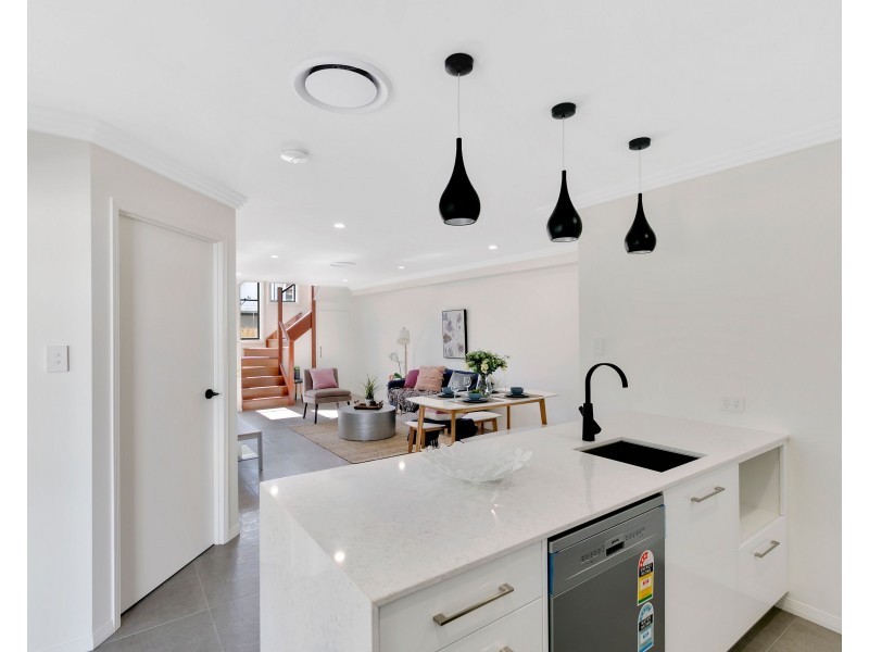 1-3/111 Falconer Street, Southport QLD 4215